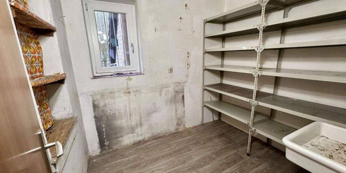 Modernisiertes Raumwunder (200m²) mit Kamin & neuem Standard - 25 Min. nach Kassel 6 zimmer