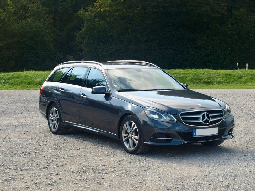 Mercedes-Benz E 200 130.000 km 16.400 € Lichtenau 77839