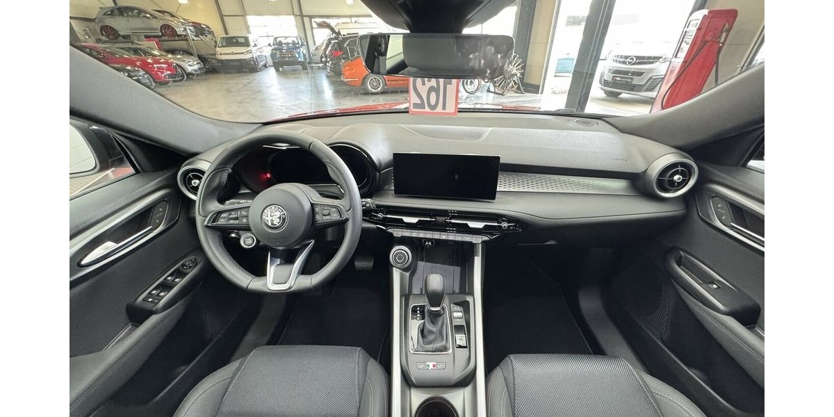 Alfa Romeo Tonale 1.6 VGT-D Sprint ACC Sitzheizung 9.800 km 22.490 &euro; Lich 35423