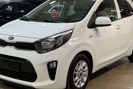 Kia Picanto 88.793 km 7.599 &euro; München 81675
