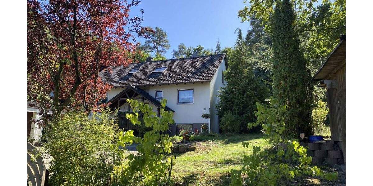 Familientraum in naturverbundener Lage, kleiner Wald inklusive! 4 zimmer