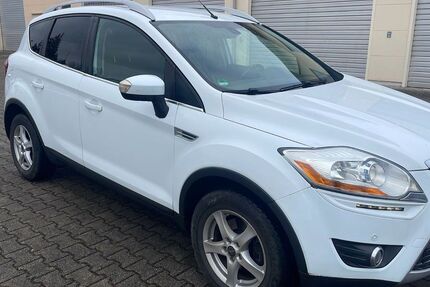Ford Kuga 251.132 km 4.500 &euro; Waldkraiburg 84478