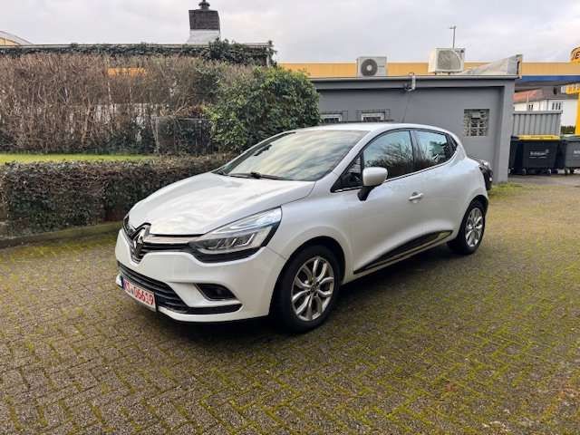 Renault Clio 20.716 km 13.900 &euro; Kassel 34134