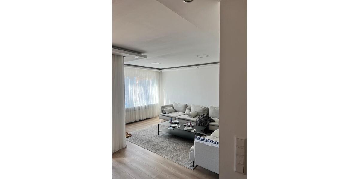 Reihenhaus Garbsen - 5 Zimmer, 130 m&sup2;, 1.800&euro; | Angebot:25324060