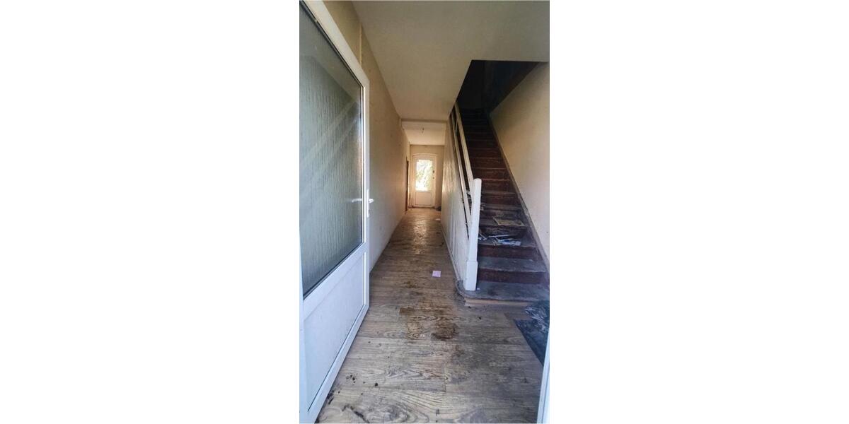 Reihenhaus Raguhn-Jeßnitz Jeßnitz (Anhalt) - 6 Zimmer, 100 m&sup2;, 40.000&euro; | Angebot:27133719