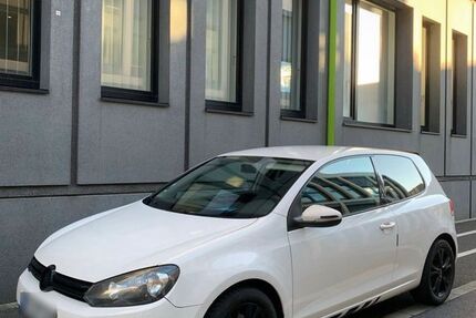 VW Golf 240.000 km 3.800 &euro; Inden 52459