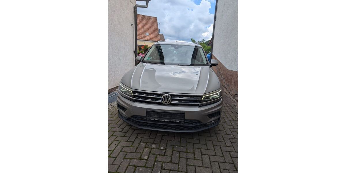 VW Tiguan 42.000 km 24.000 &euro; Busenberg 76891