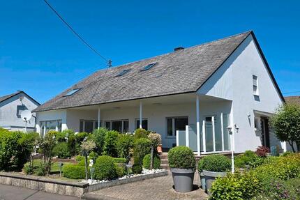 Haus Zemmer - 4 Zimmer, 200 m&sup2;, 429.000&euro; | Angebot:27153611