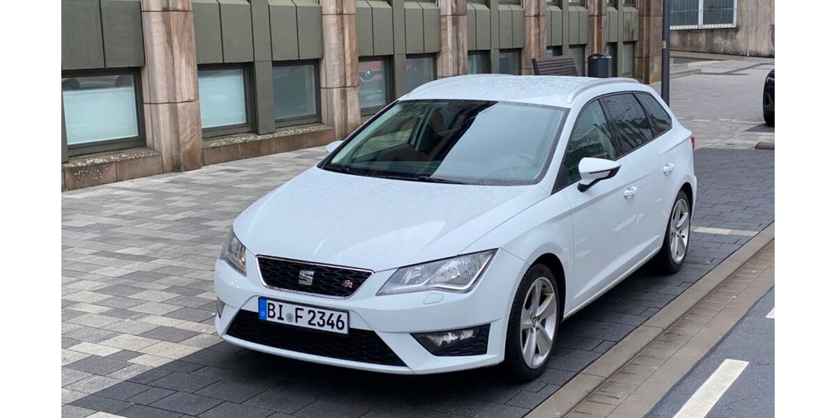 Seat Leon 108.000 km 10.900 &euro; Bielefeld 33647