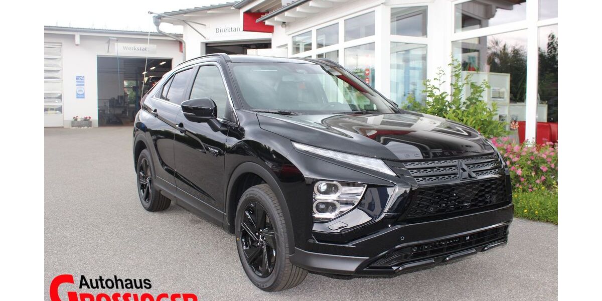 Mitsubishi Eclipse Cross 15.000 km 32.700 € Regen 94209
