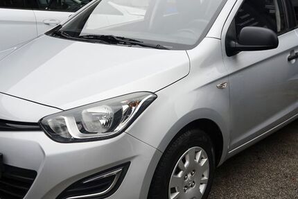 Hyundai i20 130.000 km 4.899 &euro; Gladbeck 45968