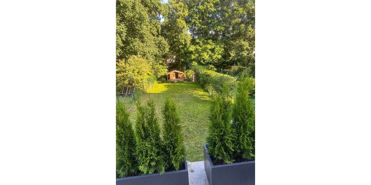 Einfamilienhaus Berlin Reinickendorf - 5.5 Zimmer, 220 m&sup2;, 3.000&euro; | Angebot:26693268
