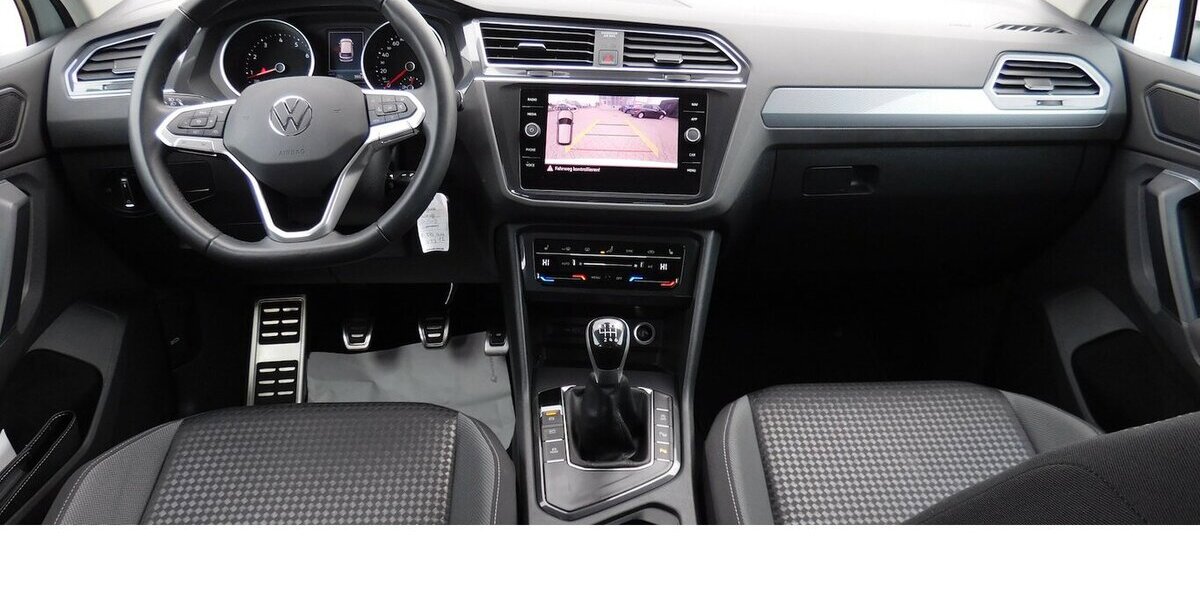 VW Tiguan 1.5 Life Active Klima TSI Navi 46.000 km 22.990 &euro; Vordorf 38533