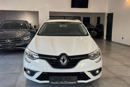 Renault Megane 90.250 km 12.400 € Oberhausen 46049