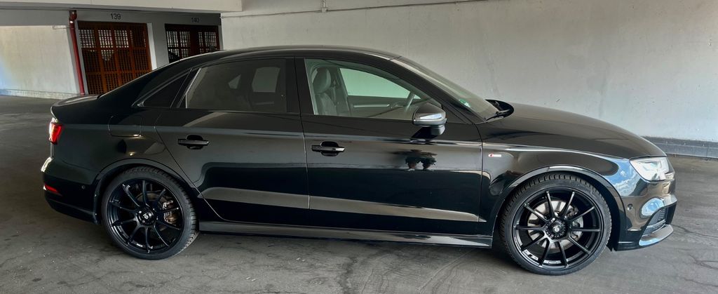 Audi A3 98.000 km 25.600 &euro; Saarbrücken 66121
