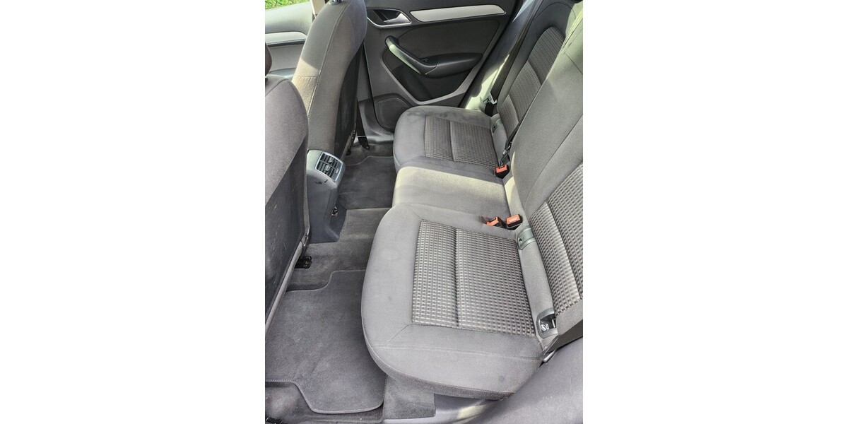 Audi Q3 218.000 km 9.000 € Zirndorf 90513