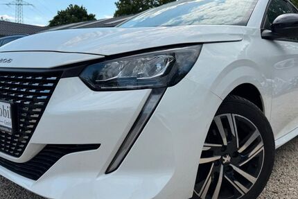Peugeot 208 28.229 km 15.790 &euro; Großbeeren 14979