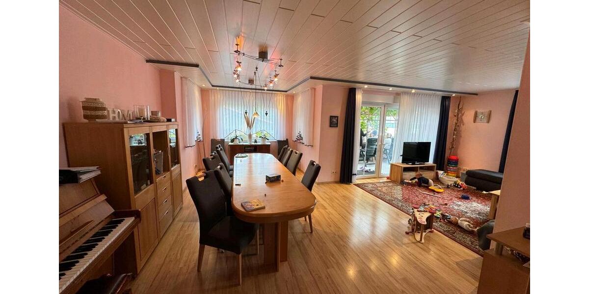 Einfamilienhaus Rotenburg (Wümme) - 8 Zimmer, 279 m&sup2;, 695.000&euro; | Angebot:26891203