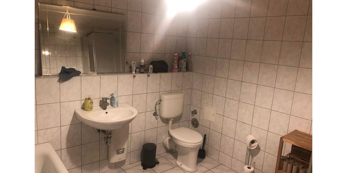 Dachgeschoßwohnung Halle (Saale) - 1 Zimmer, 24 m&sup2;, 390&euro; | Angebot:25456964