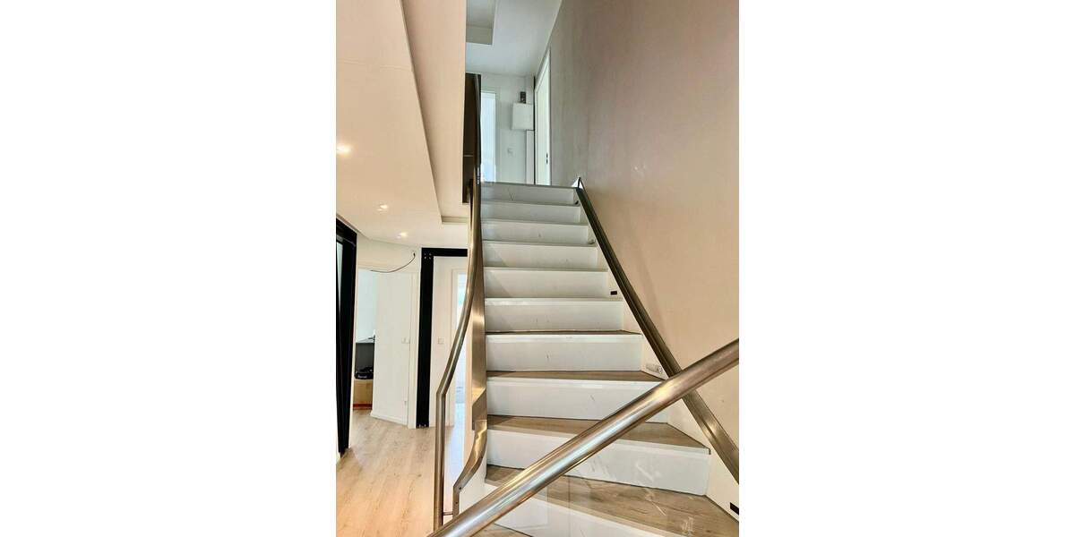 Einfamilienhaus Dassendorf - 5 Zimmer, 230 m&sup2;, 2.250&euro; | Angebot:25815064