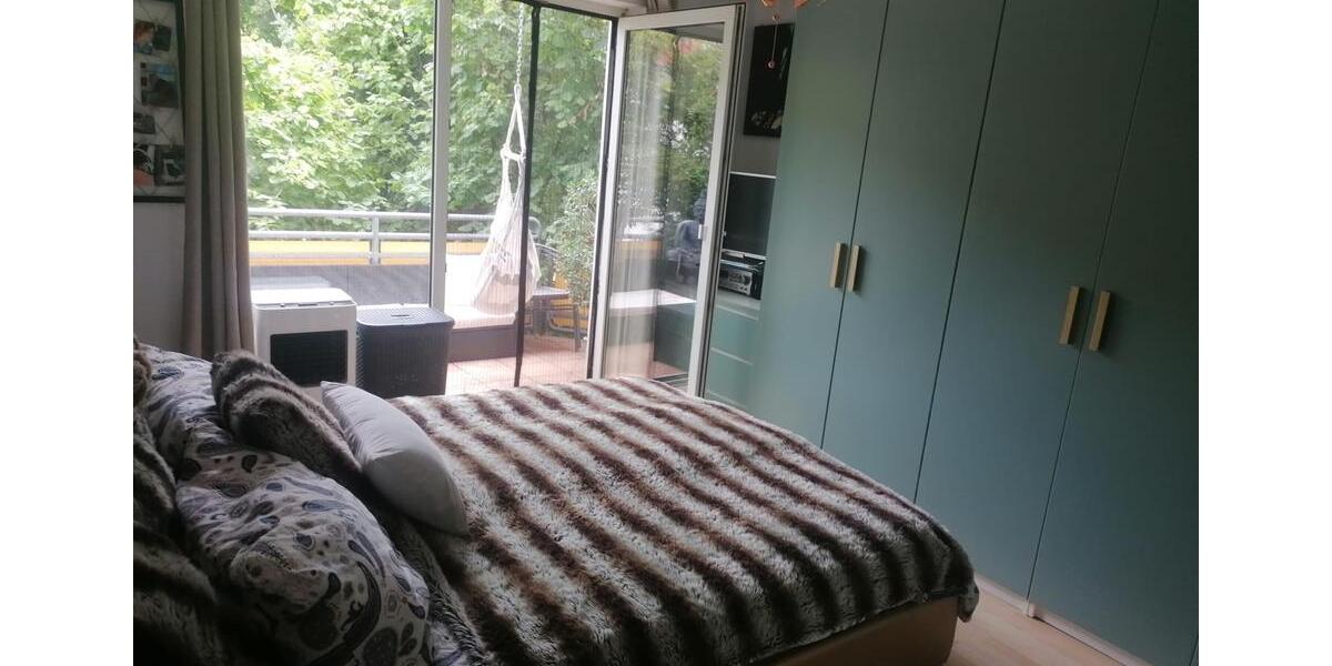 Ruhige, hochwertige 2-Zi.-Whg. in Südlage, 2 Balkone + Stellplatz 2 zimmer