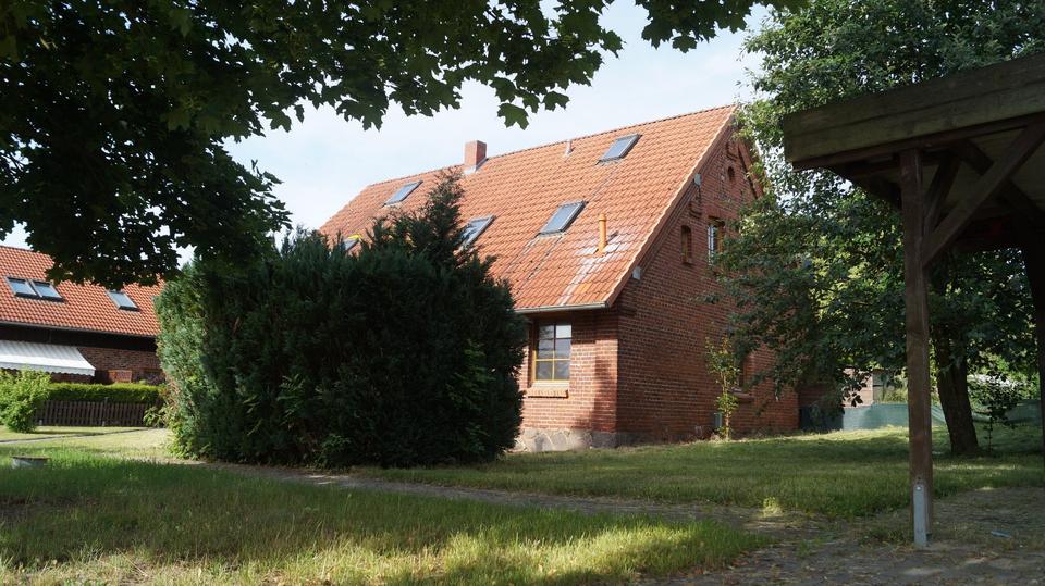 Einfamilienhaus Friedland - 7 Zimmer, 189 m&sup2;, 170.000&euro; | Angebot:26960560