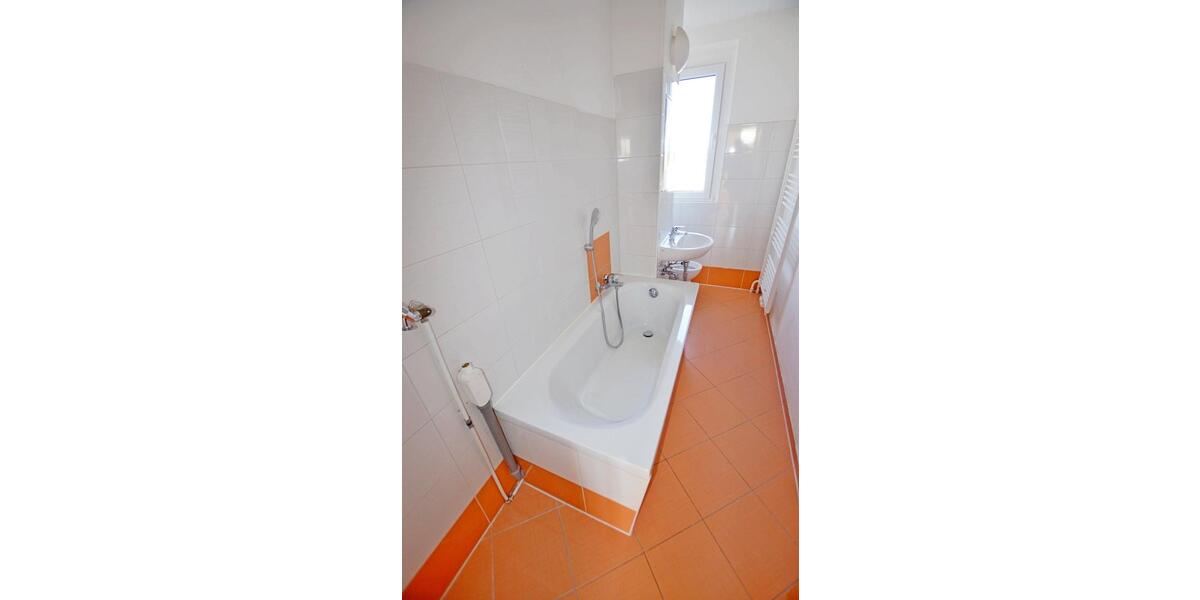 Etagenwohnung Sangerhausen - 3 Zimmer, 61 m&sup2;, 366&euro; | Angebot:26381092