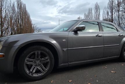 Chrysler 300C 228.700 km 3.300 &euro; Sankt Augustin 53757