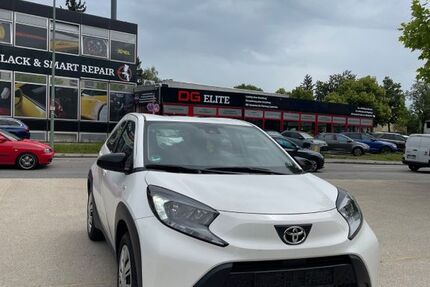 Toyota Aygo (X) 39.000 km 11.999 &euro; München 81825