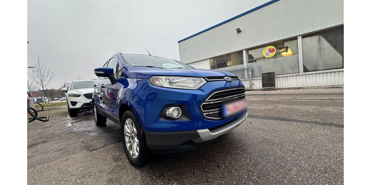 Ford EcoSport 74.000 km 7.999 &euro; München 81243