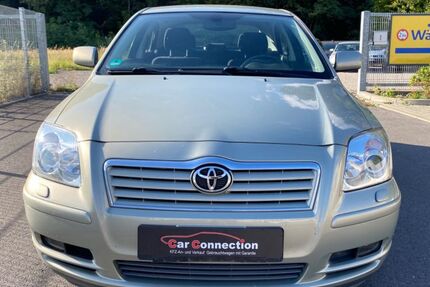 Toyota Avensis 221.623 km 2.999 &euro; Dresden 01187