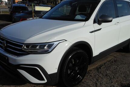 VW Tiguan Allspace 60.000 km 25.990 &euro; Bad Blankenburg 07422
