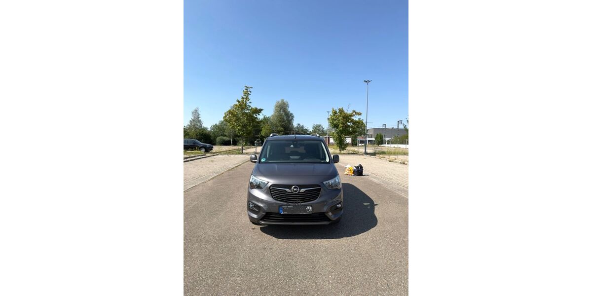 Opel Combo Life 101.600 km 14.900 &euro; München 81243