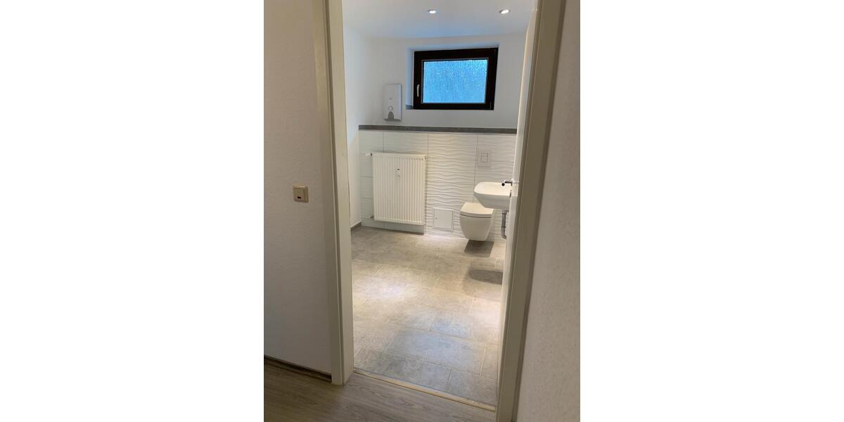 Mehrfamilienhaus, Wohnhaus Schmelz - 10 Zimmer, 239 m&sup2;, 210.000&euro; | Angebot:27117412