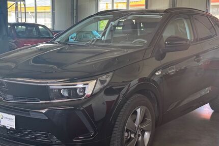 Opel Grandland (X) 19.500 km 19.300 &euro; Langenmosen 86571