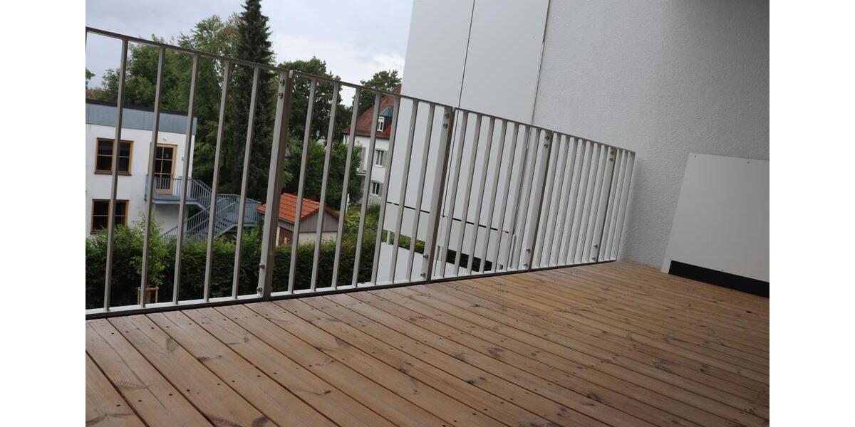 Etagenwohnung Freilassing - 2 Zimmer, 66 m&sup2;, 850&euro; | Angebot:26660068