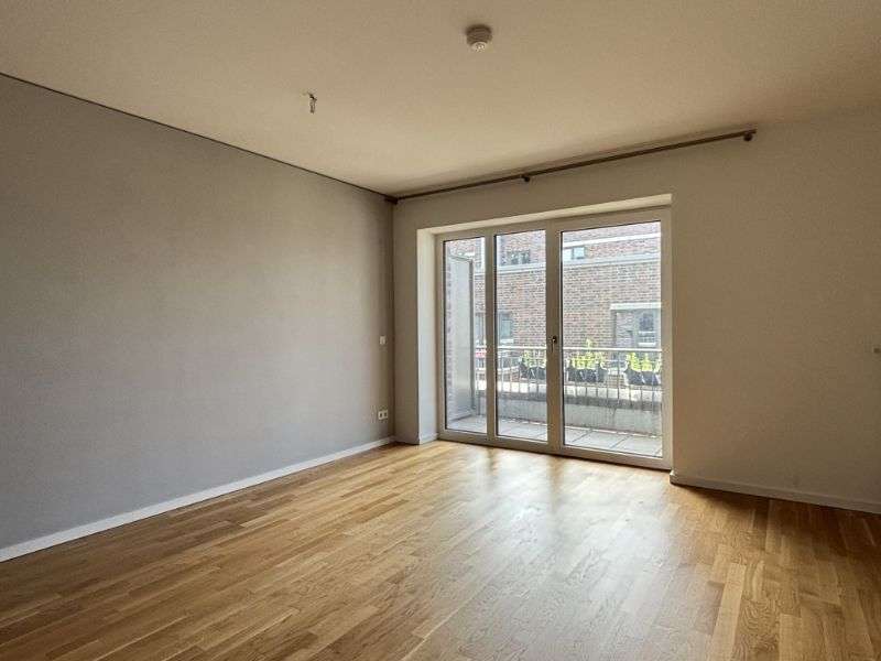 Wohnung zum Mieten in Hamburg 816 € 48.02 m²