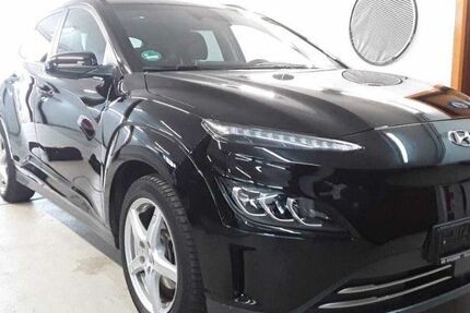 Hyundai KONA 38.881 km 25.500 &euro; Bonn 53227