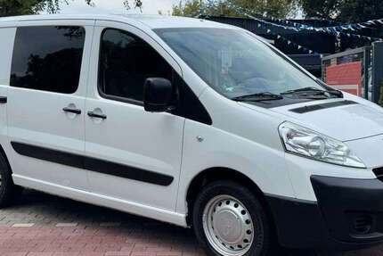 Peugeot Expert 111.761 km 6.490 &euro; Berlin 13127