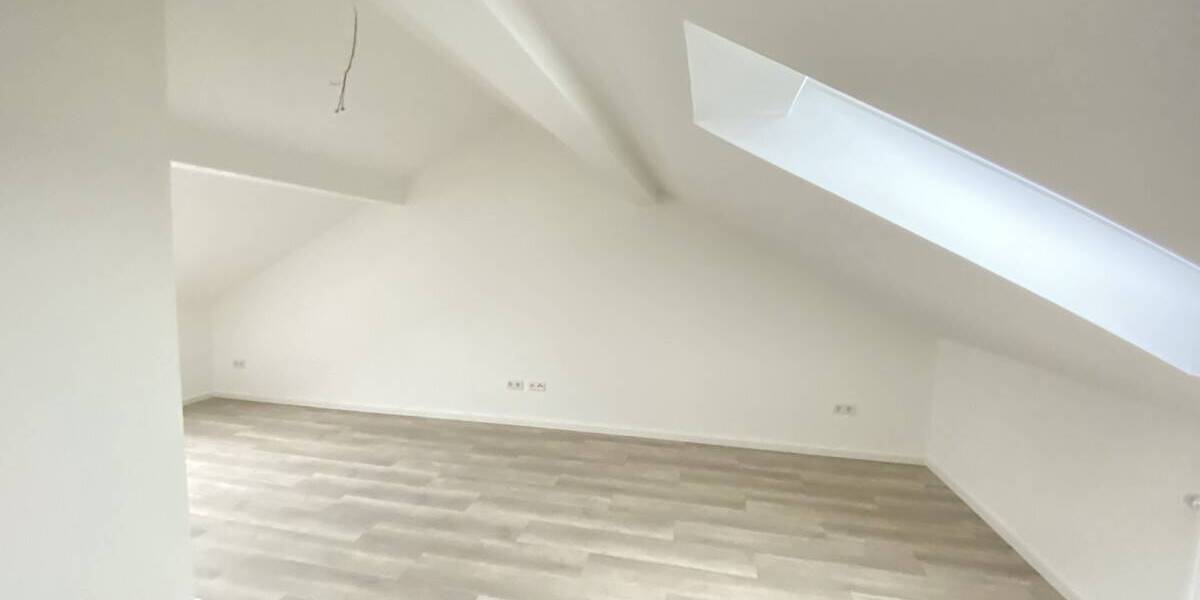 Zimmer Ingolstadt Schlachthofviertel - 4 Zimmer, 100 m&sup2;, 1.150&euro; | Angebot:26094186