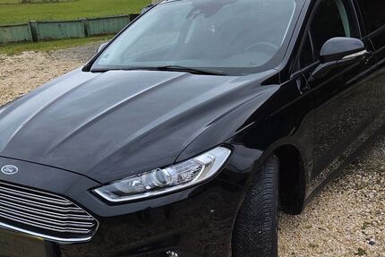 Ford Mondeo 88.000 km 12.999 € Roggenburg 89297