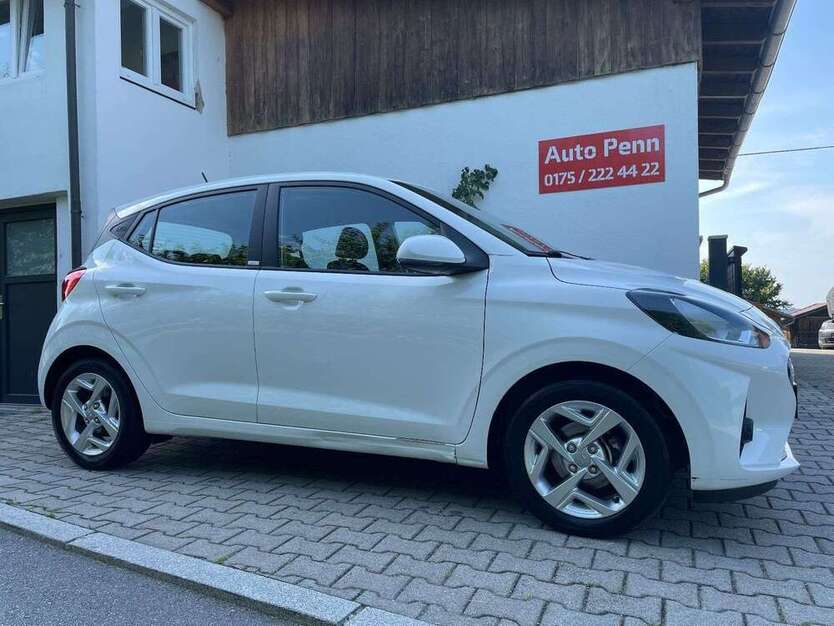 i10