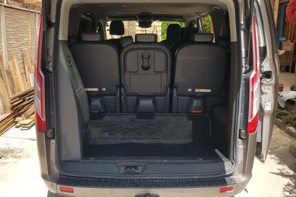 Ford Tourneo Custom 212.300 km 17.990 &euro; Beratzhausen 93176