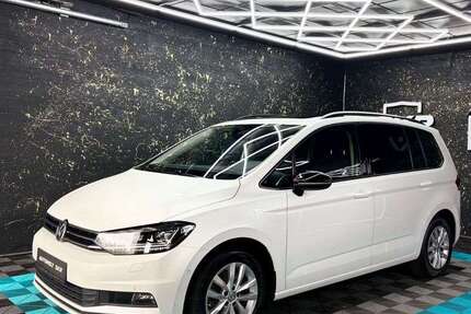 VW Touran 140.400 km 17.999 &euro; Enkenbach-Alsenborn 67677