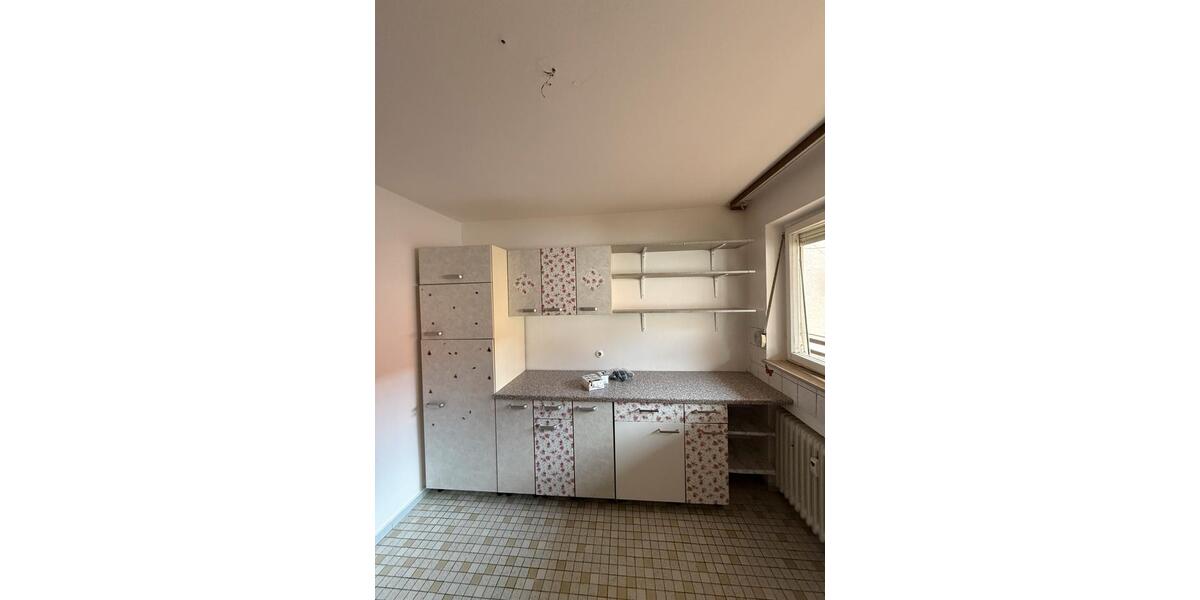 Etagenwohnung Ofterdingen - 5 Zimmer, 100 m&sup2;, 1.000&euro; | Angebot:26637751