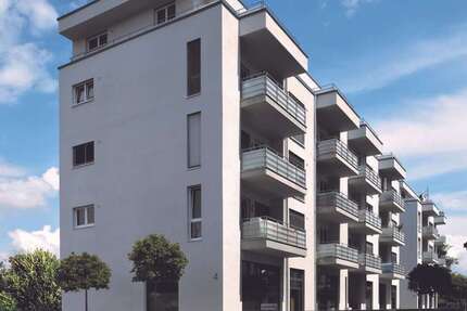 Wohnung Friedrichshafen Hofen - 4.5 Zimmer, 150 m&sup2;, 1.990&euro; | Angebot:26563842