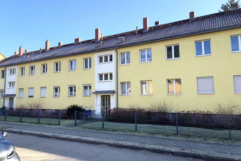 Wohnung zum Kaufen in Berlin-Wilhelmstadt 108.500 € 33.44 m²