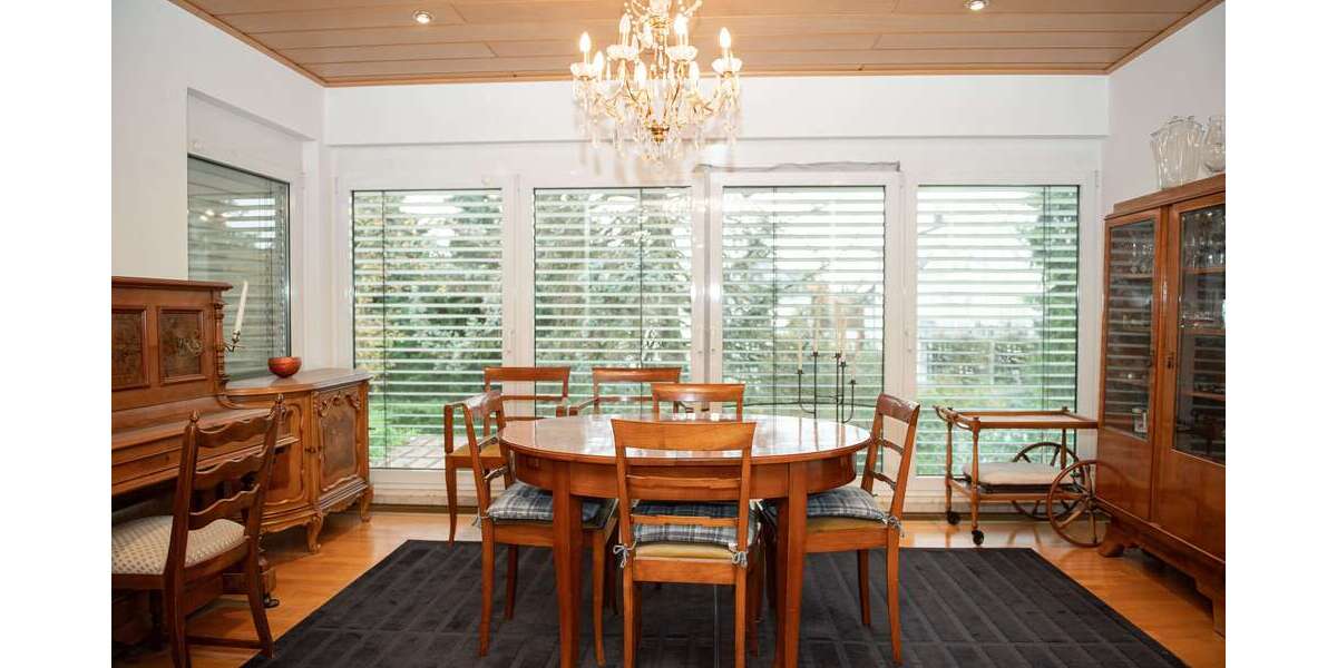 Einfamilienhaus Schwetzingen - 9 Zimmer, 233 m&sup2;, 1.395.000&euro; | Angebot:23554418