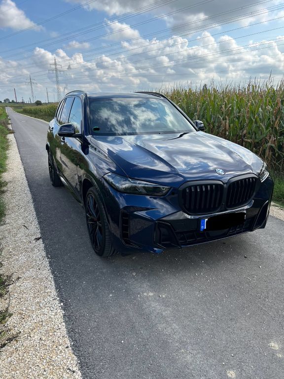 BMW X5 9.900 km 94.600 € Ingolstadt 85055