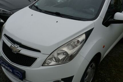 Chevrolet Spark 64.000 km 2.950 € Jena 07749